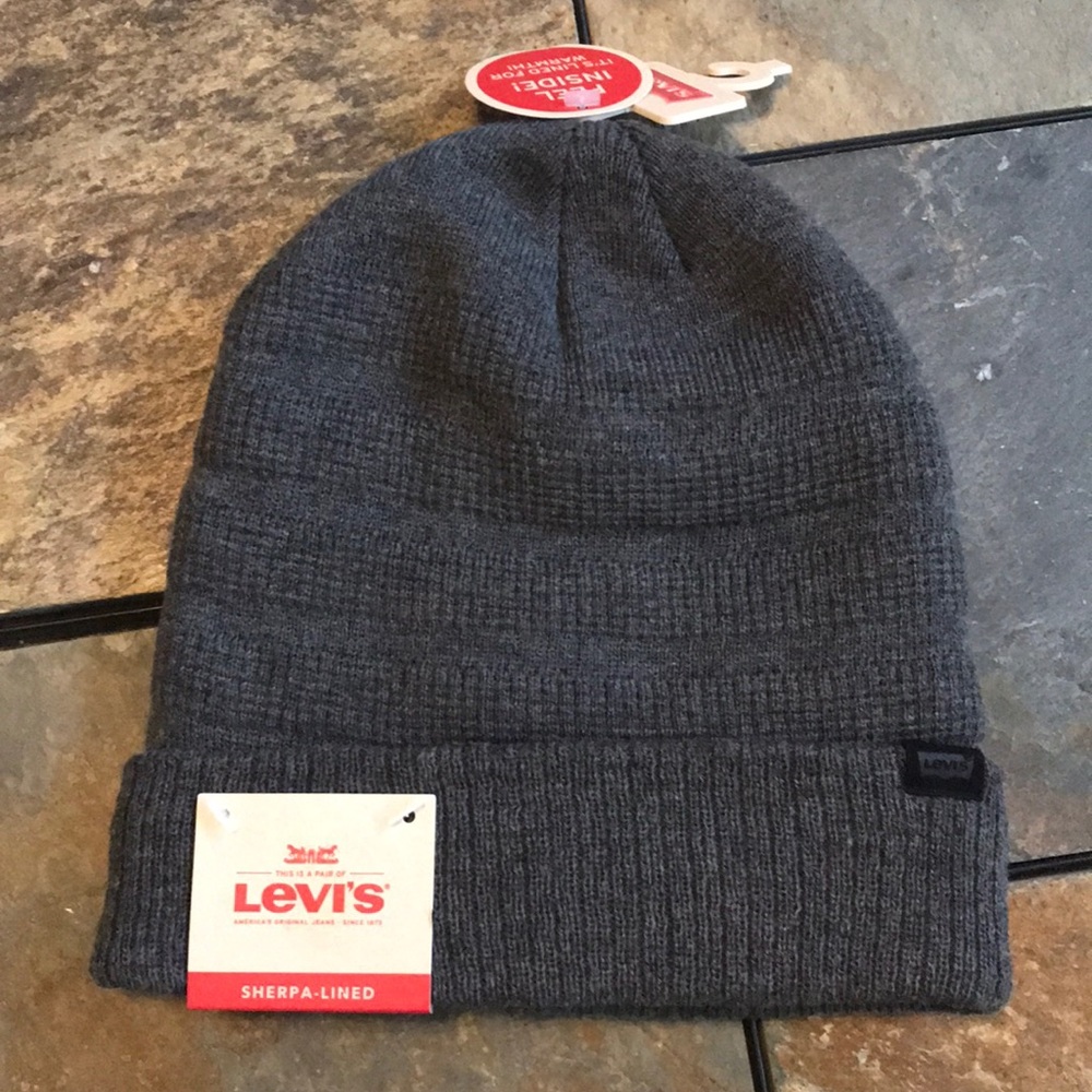 NWT Levi’s beanie 🔥